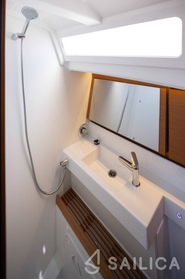 Sun Odyssey 440 - Yacht Charter Sailica