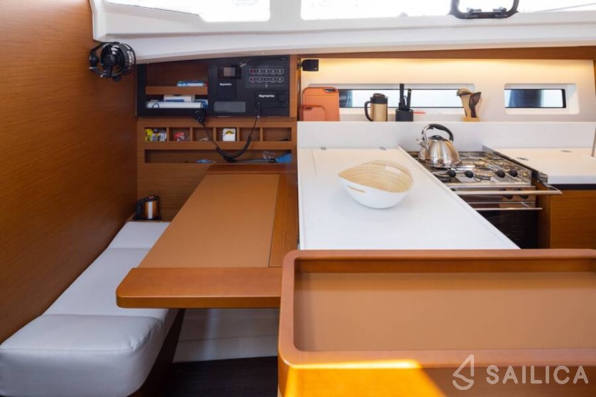 Sun Odyssey 440 - Yacht Charter Sailica