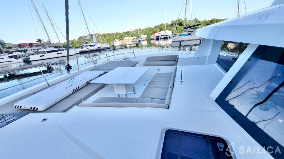 Bali 5.4. - Yacht Charter Sailica