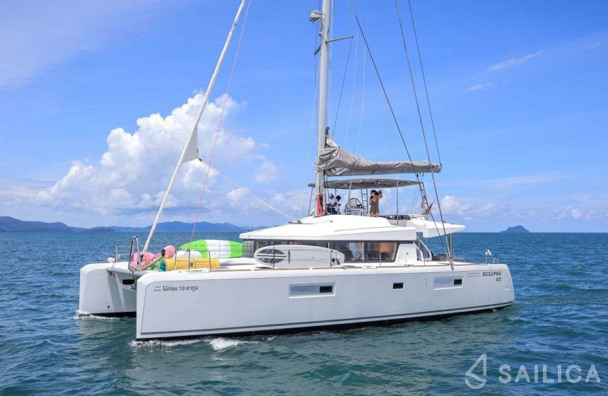 Lagoon 52 - Yacht Charter Sailica