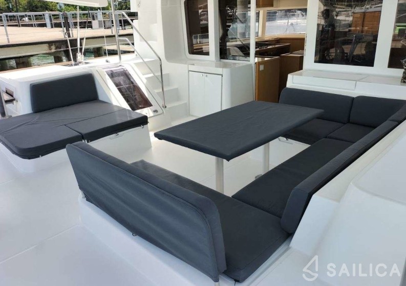 Lagoon 52 - Yacht Charter Sailica