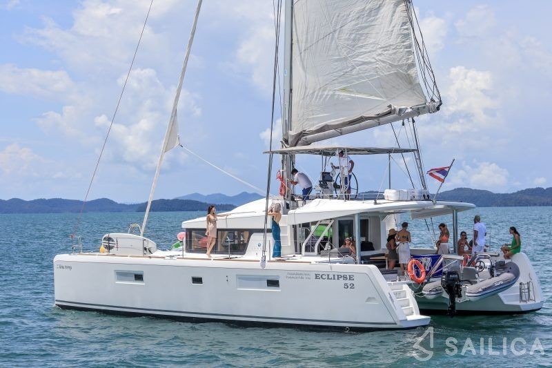 Lagoon 52 - Yacht Charter Sailica