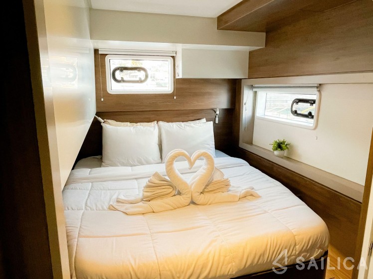 Bali 4.4 - Yacht Charter Sailica