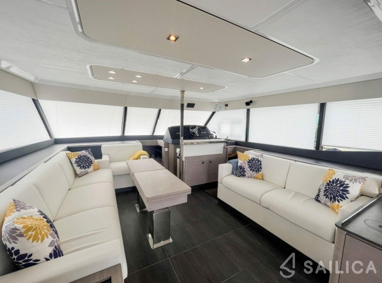 MY 44 - Yacht Charter Sailica