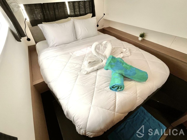 Fountaine Pajot - Yacht Charter Sailica