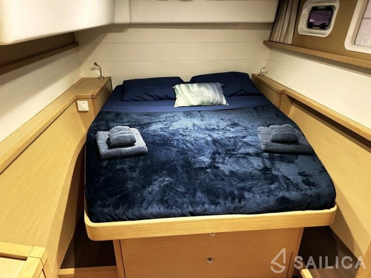 Lagoon 450 - Yacht Charter Sailica