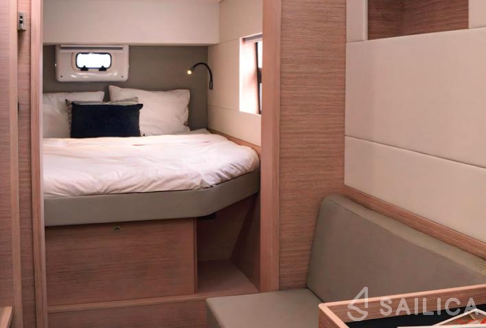 Nautitech 40 - Yacht Charter Sailica