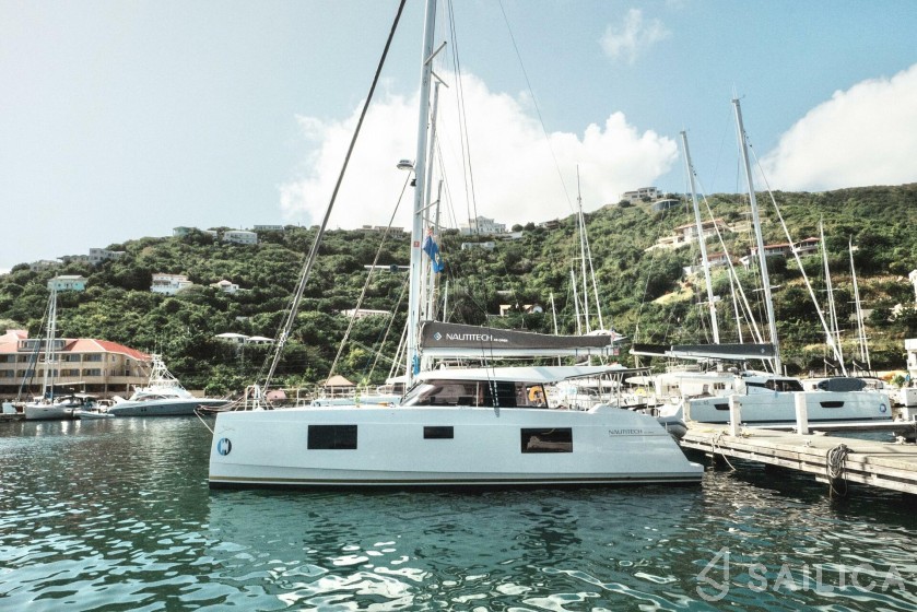 Nautitech 40 - Yacht Charter Sailica
