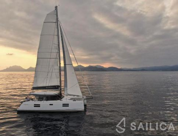 Nautitech 40 - Yacht Charter Sailica