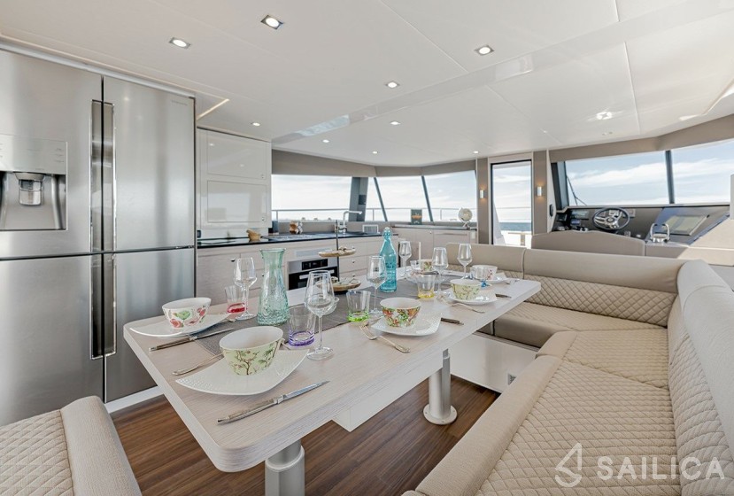 Aventura 50 MY - Yacht Charter Sailica