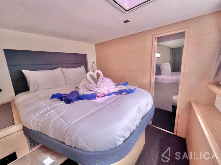 Tanna 47 - Yacht Charter Sailica