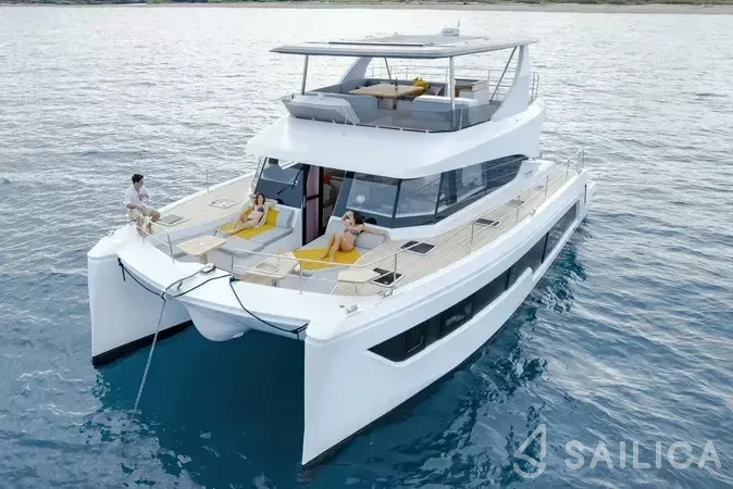 Aventura 50 MY - Yacht Charter Sailica