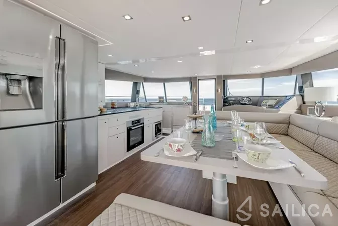 Aventura 50 MY - Yacht Charter Sailica