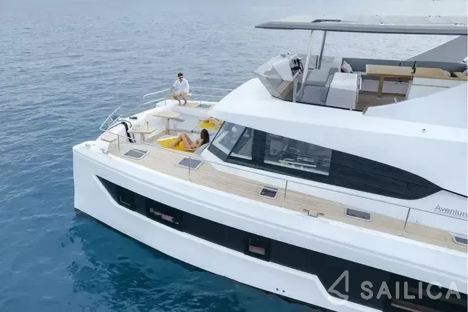 Aventura 50 MY - Yacht Charter Sailica