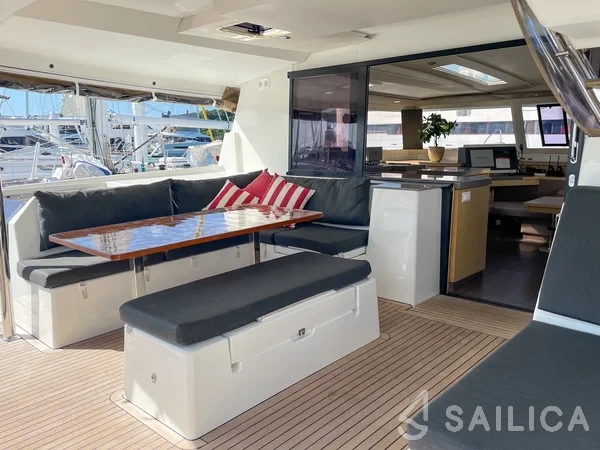 Saona 47 - Yacht Charter Sailica