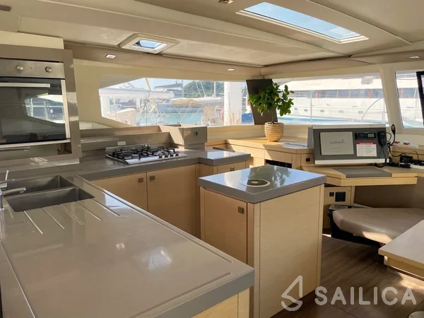 Saona 47 - Yacht Charter Sailica