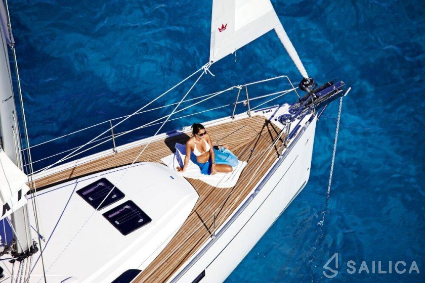 Bavaria 46 Cruiser - Yacht Charter Sailica