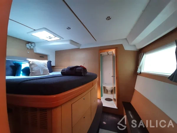Lagoon 500 - Yacht Charter Sailica