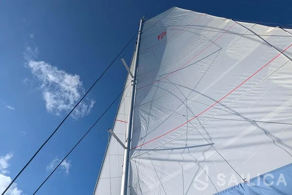 Aura 51 - Yacht Charter Sailica