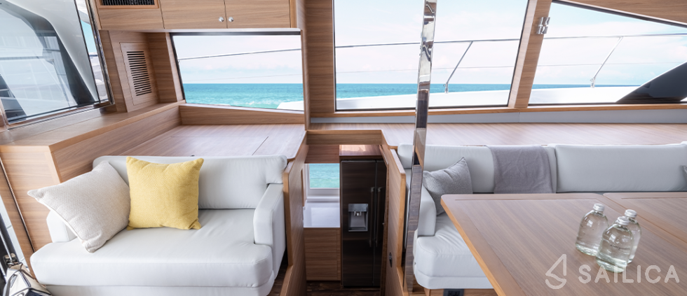 Aquila 54 - Yacht Charter Sailica