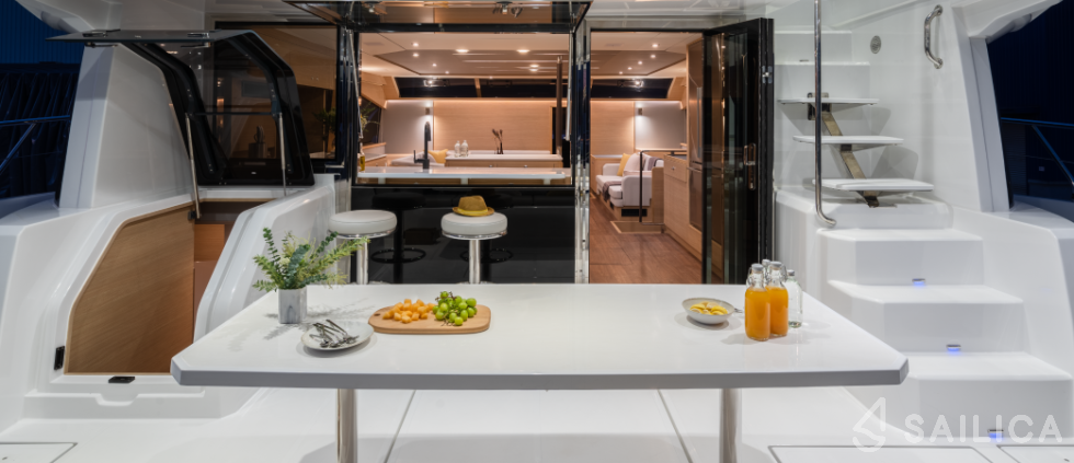Aquila 54 - Yacht Charter Sailica