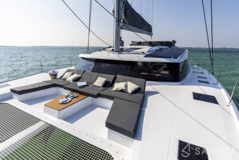 Aura 51 - Yacht Charter Sailica