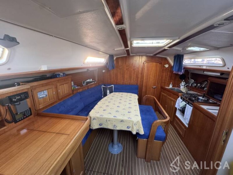 Dufour 36 Classic - Yacht Charter Sailica