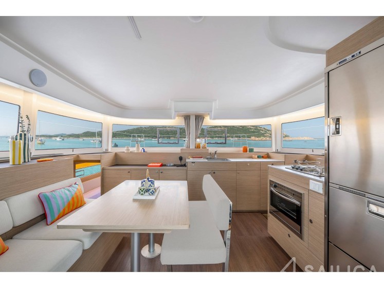 Lagoon 38 - Yacht Charter Sailica