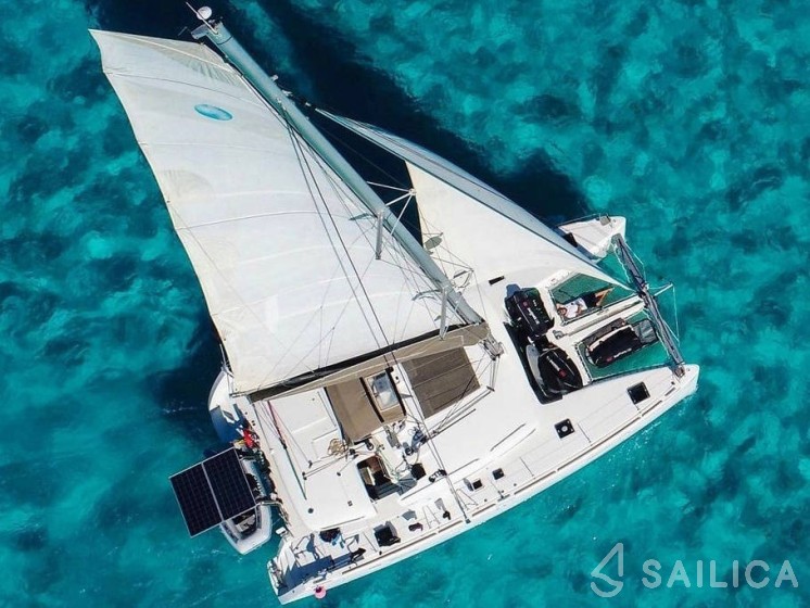 Lagoon 450 - Yacht Charter Sailica