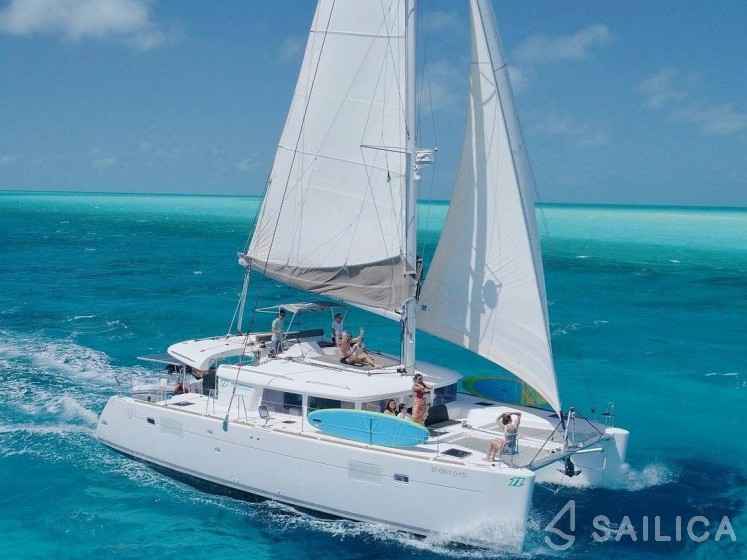 Lagoon 450 - Yacht Charter Sailica