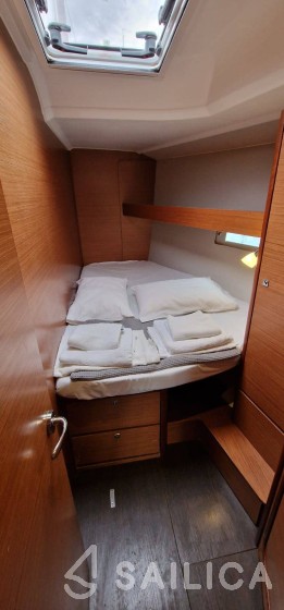 Dufour 460 GL - Yacht Charter Sailica