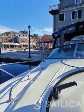 Monterey 298 SS - Yacht Charter Sailica