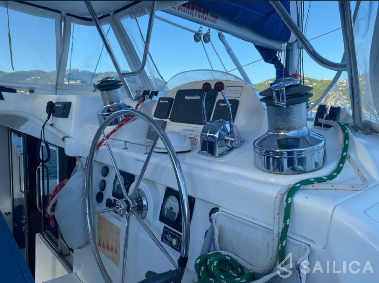 Lagoon 46  - Yacht Charter Sailica