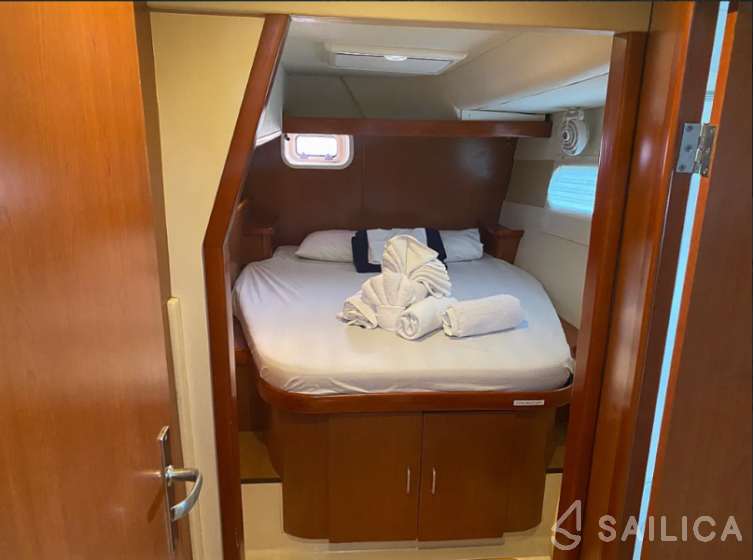 Lagoon 46  - Yacht Charter Sailica