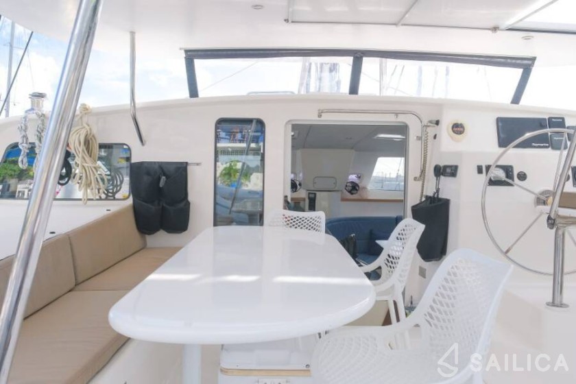 Voyage 480 - Yacht Charter Sailica