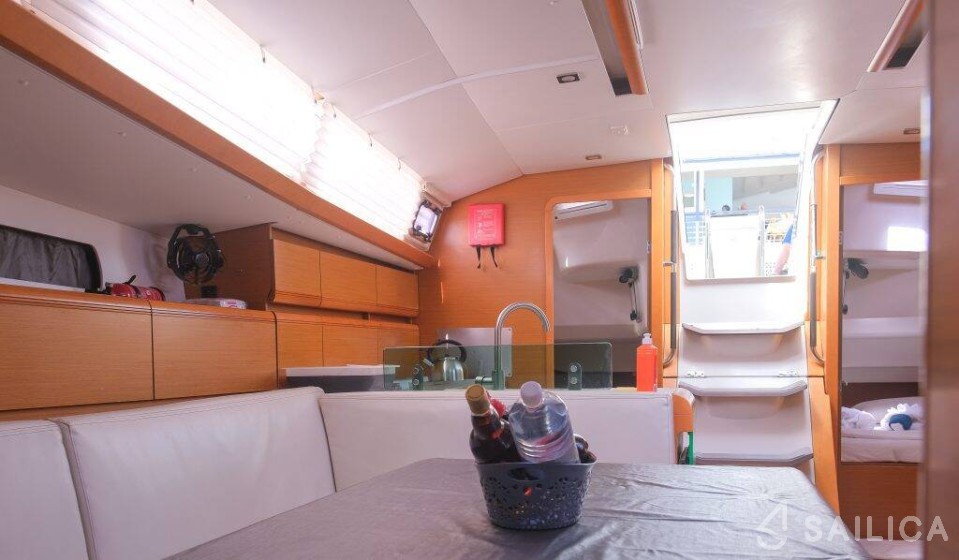 Sun Odyssey 449 - Yacht Charter Sailica