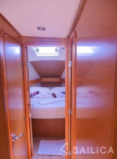 Sun Odyssey 449 - Yacht Charter Sailica