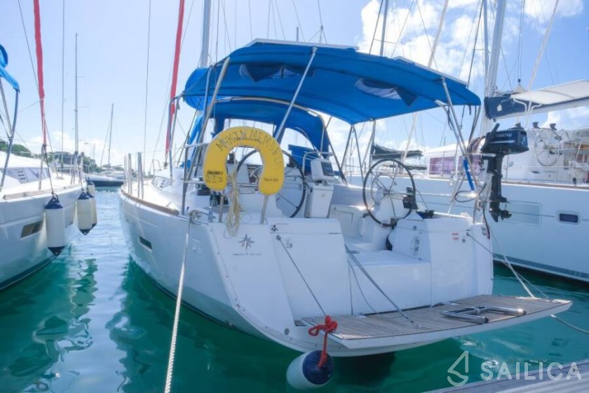 Sun Odyssey 419 - Yacht Charter Sailica