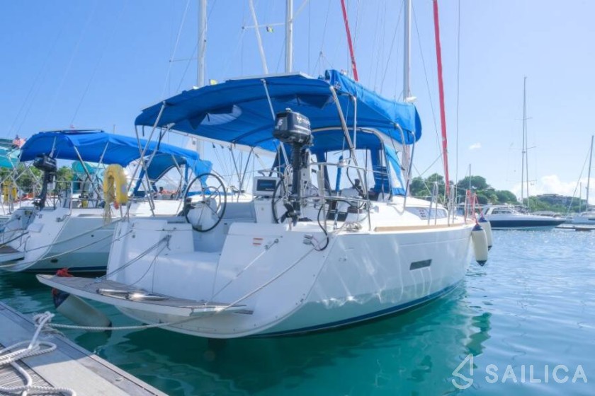 Sun Odyssey 419 - Yacht Charter Sailica