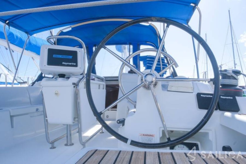 Sun Odyssey 419 - Yacht Charter Sailica