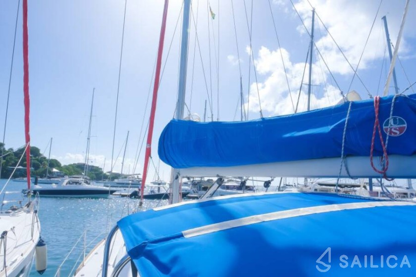 Sun Odyssey 419 - Yacht Charter Sailica