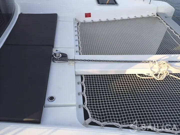 Lagoon 40 - Yacht Charter Sailica