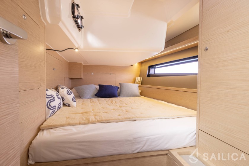 Dufour 44 - Yacht Charter Sailica