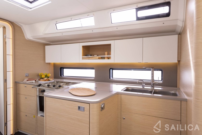 Dufour 41 - Yacht Charter Sailica