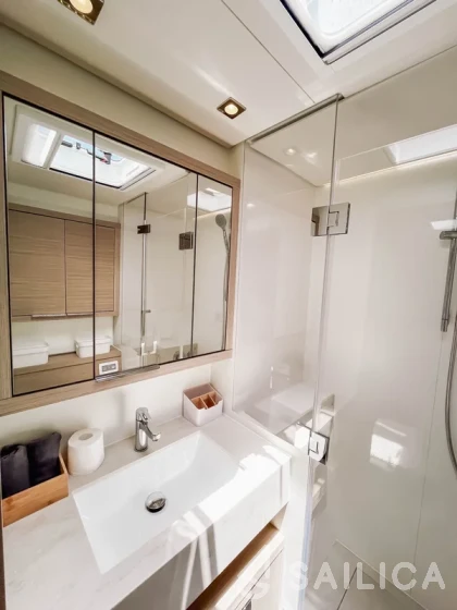 Lagoon 55 - Yacht Charter Sailica