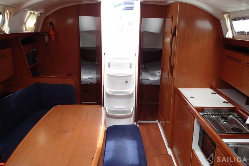 Cyclades 43.4 - Yacht Charter Sailica