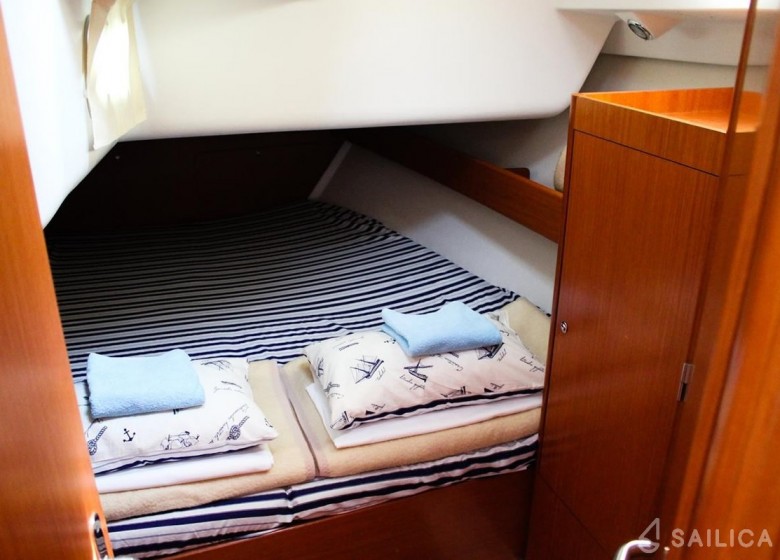 Cyclades 43.4 - Yacht Charter Sailica