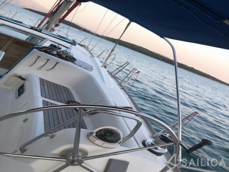 Cyclades 43.4 - Yacht Charter Sailica