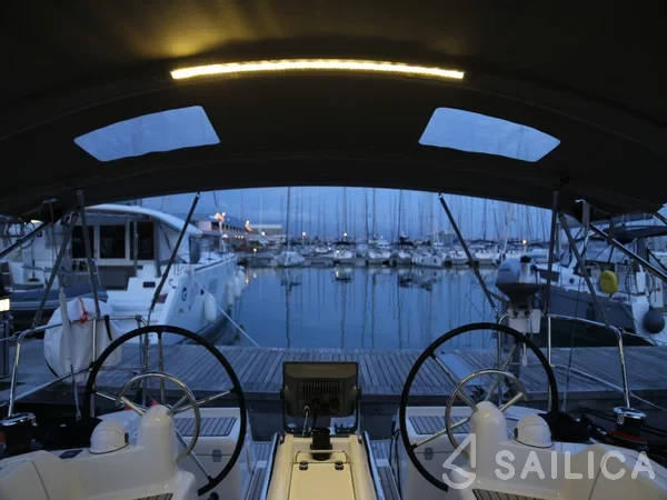 Sun Odyssey 419 - Yacht Charter Sailica