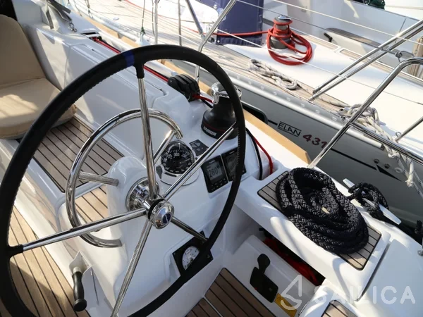 Sun Odyssey 419 - Yacht Charter Sailica